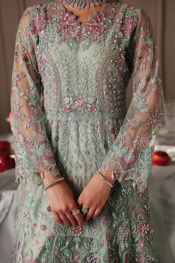 Shizelle Raj Bari