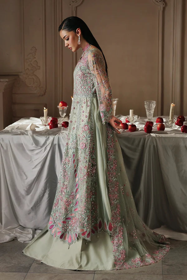 Shizelle Raj Bari