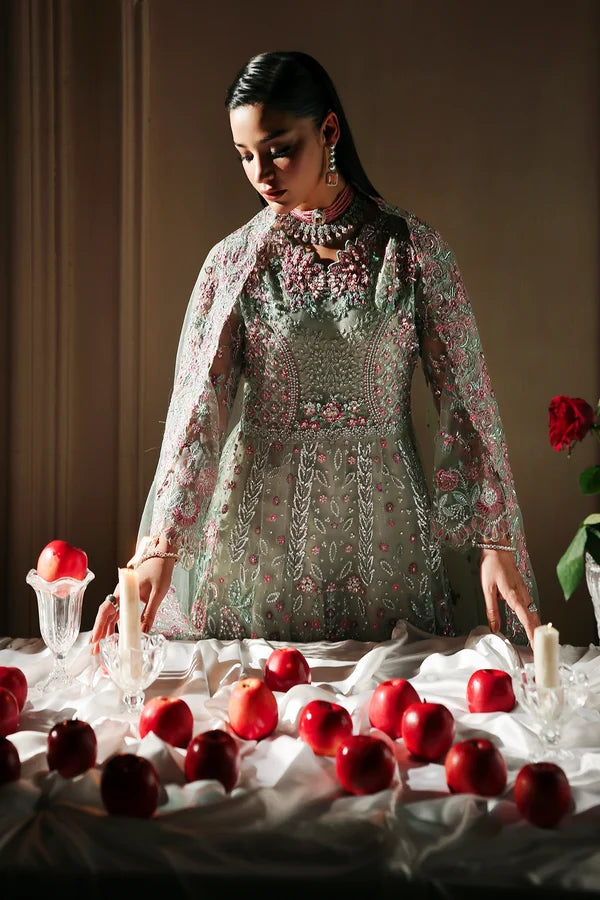 Shizelle Raj Bari