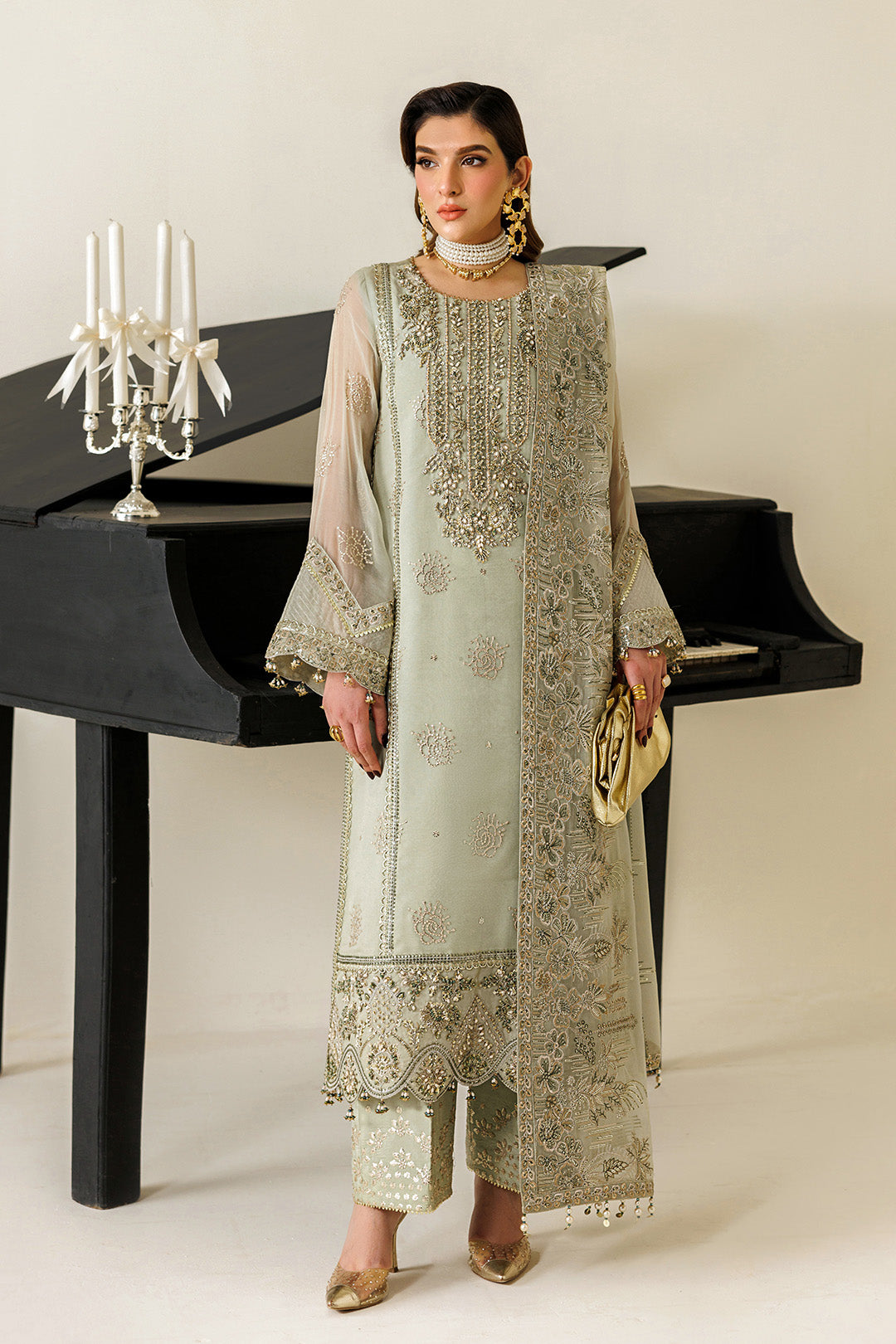 Alizeh Aymal AF-BHM-4072-Javi