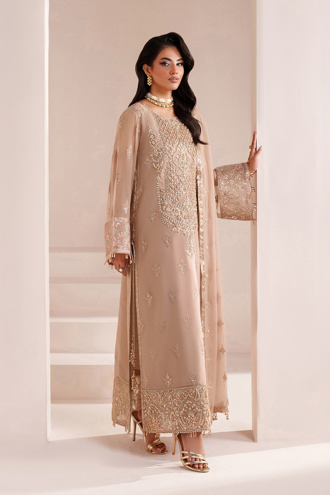 Alizeh Aymal AF-BHM-4064-Cove