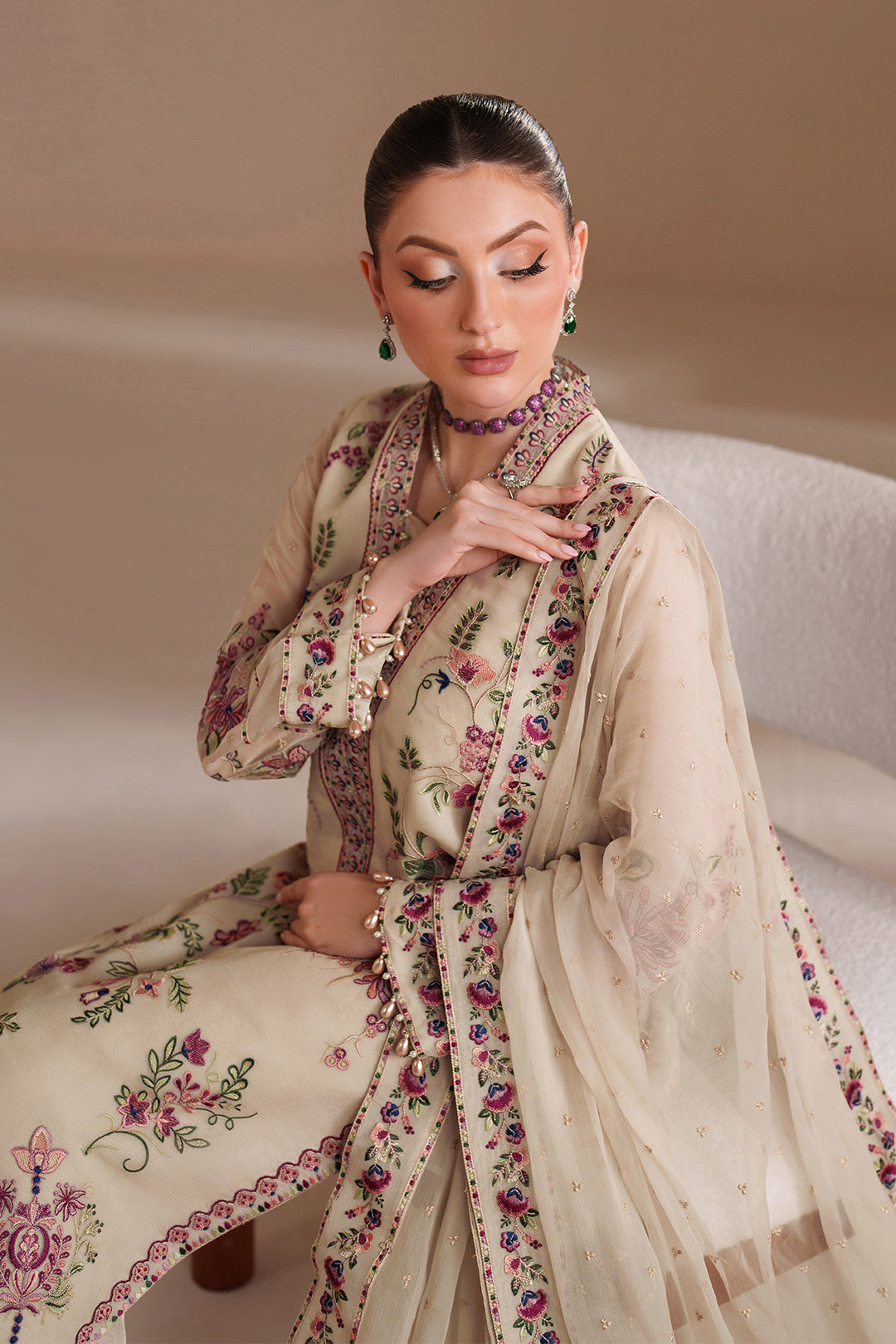 Alizeh Aymal AF-BDHG-5041-Victoria