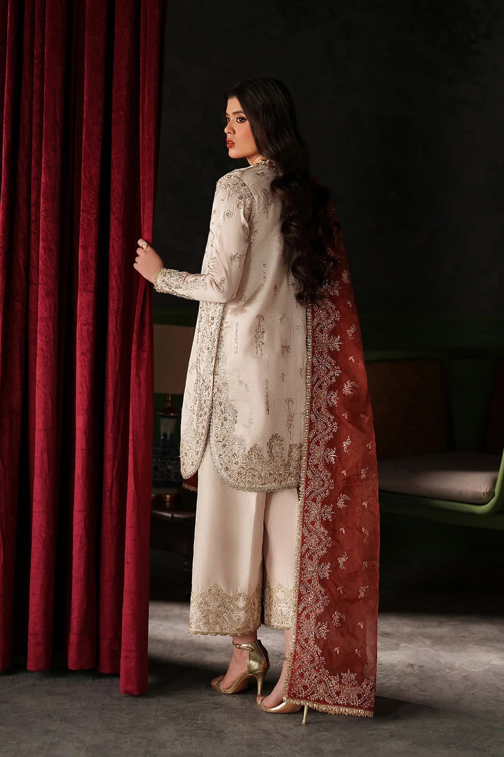 Verve Silk Edit By Emaan Adeel (POISE)