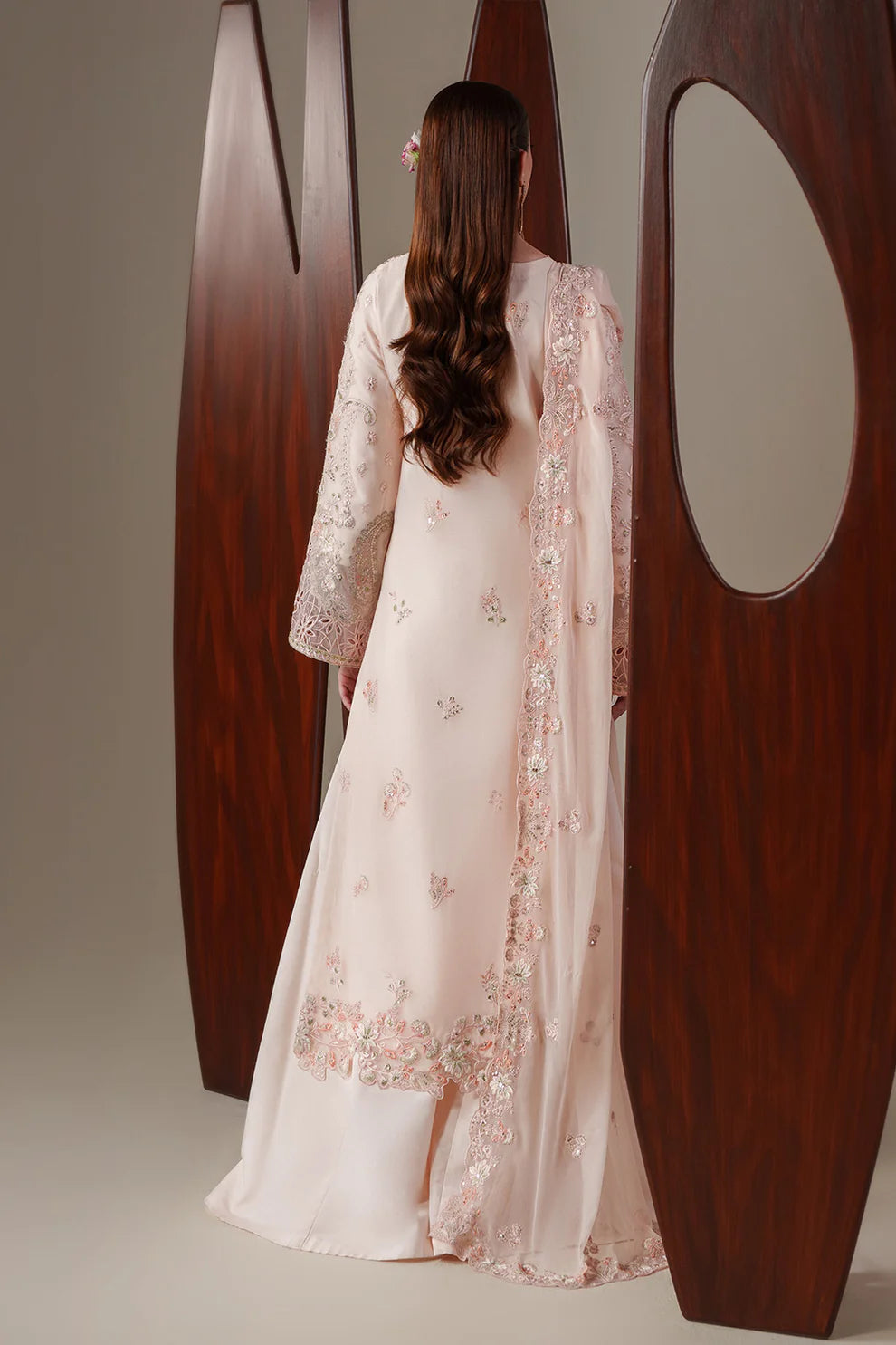 Nouvelle Luxury Chiffon collection 26' By Emaan Adeel (LUMI)