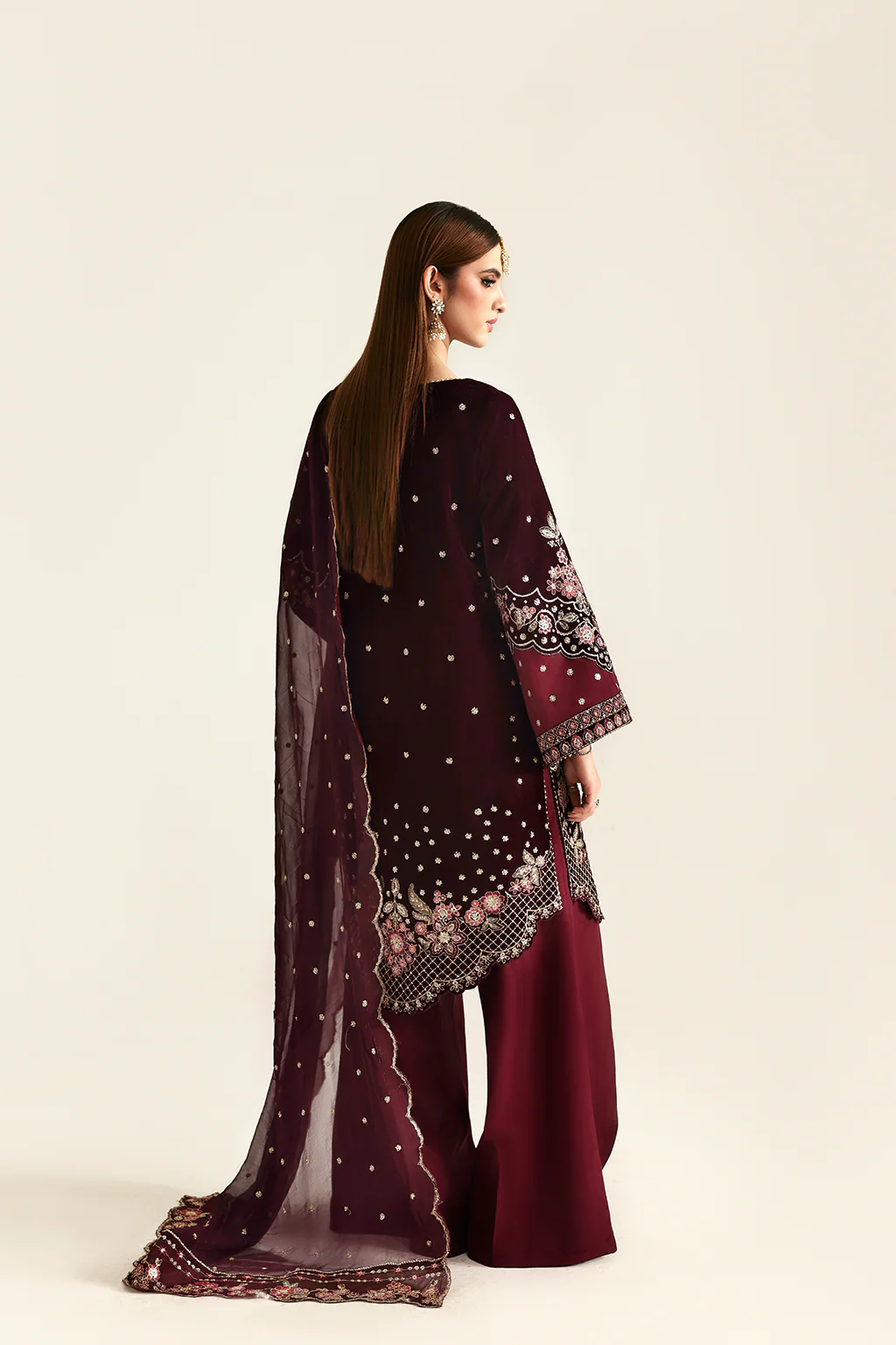 Emaan Adeel Zarposh Embroidered Velvet Unstitched 3Pc Suit - KANWAL