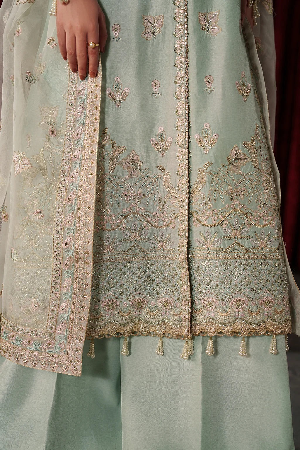 Verve Silk Edit By Emaan Adeel (VENEZIA)