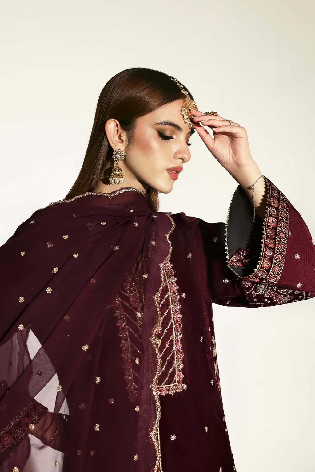 Emaan Adeel Zarposh Embroidered Velvet Unstitched 3Pc Suit - KANWAL
