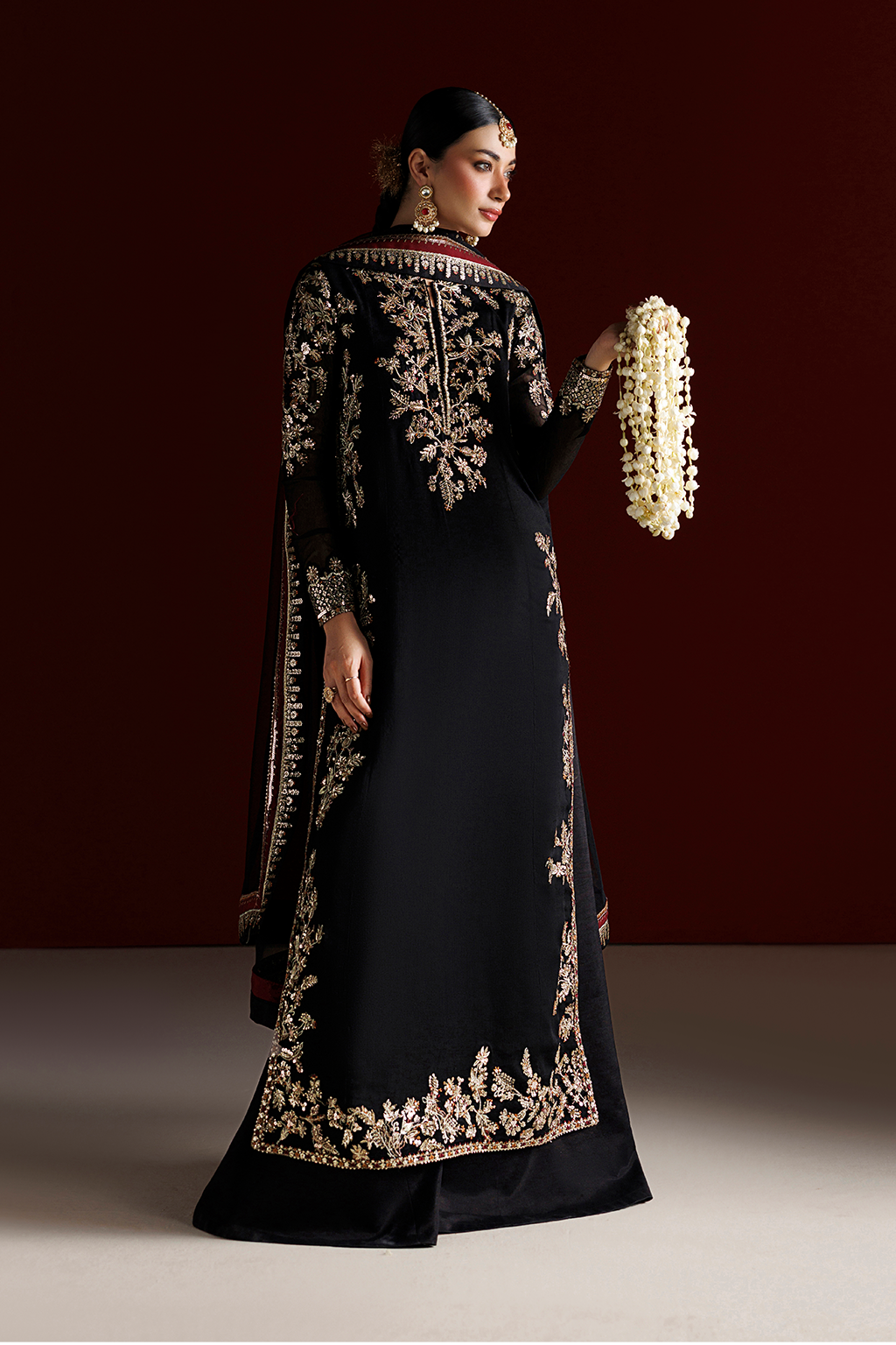 CC-107 Embroidered Chiffon BY IZNIK