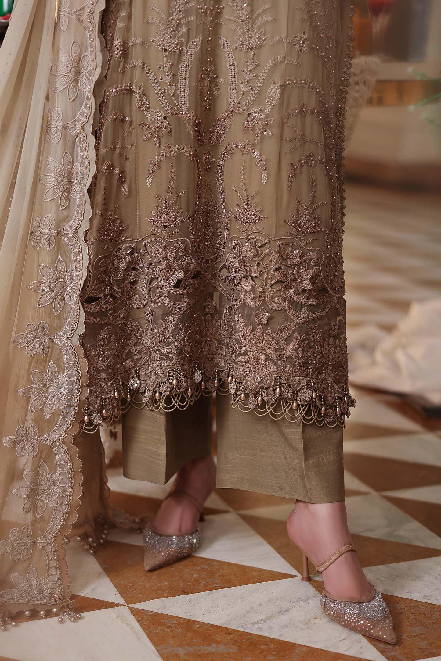 3 Piece Unstitched Embroidered Chiffon Suit