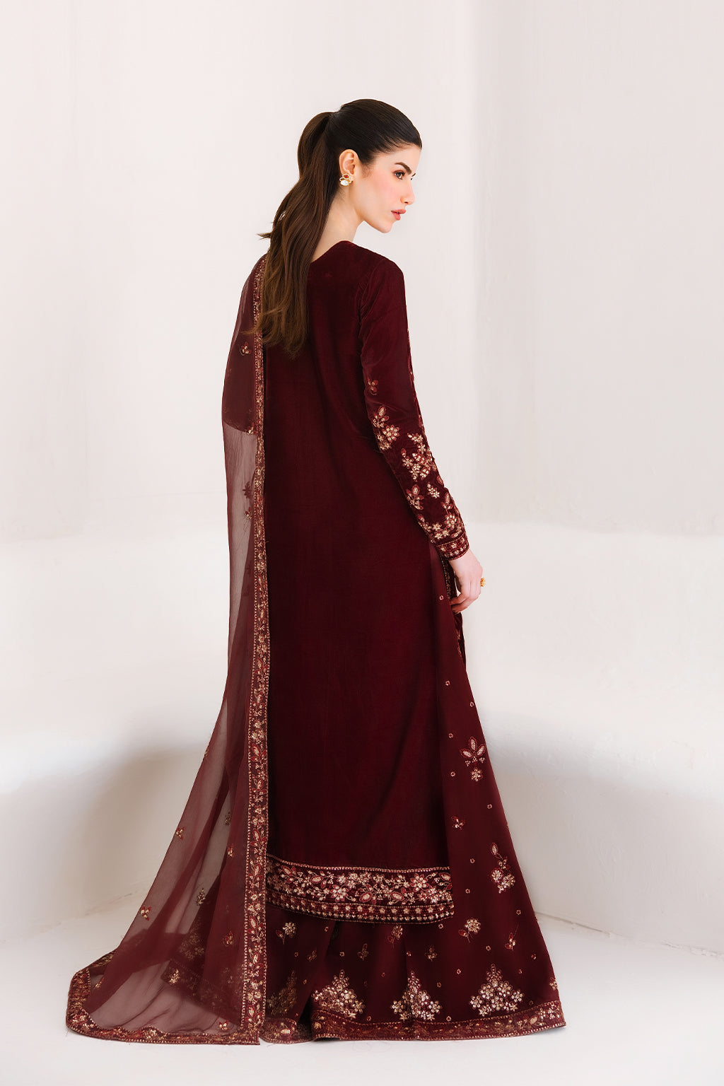 Velvet Affair BY EMAAN ADEEL CORINNE