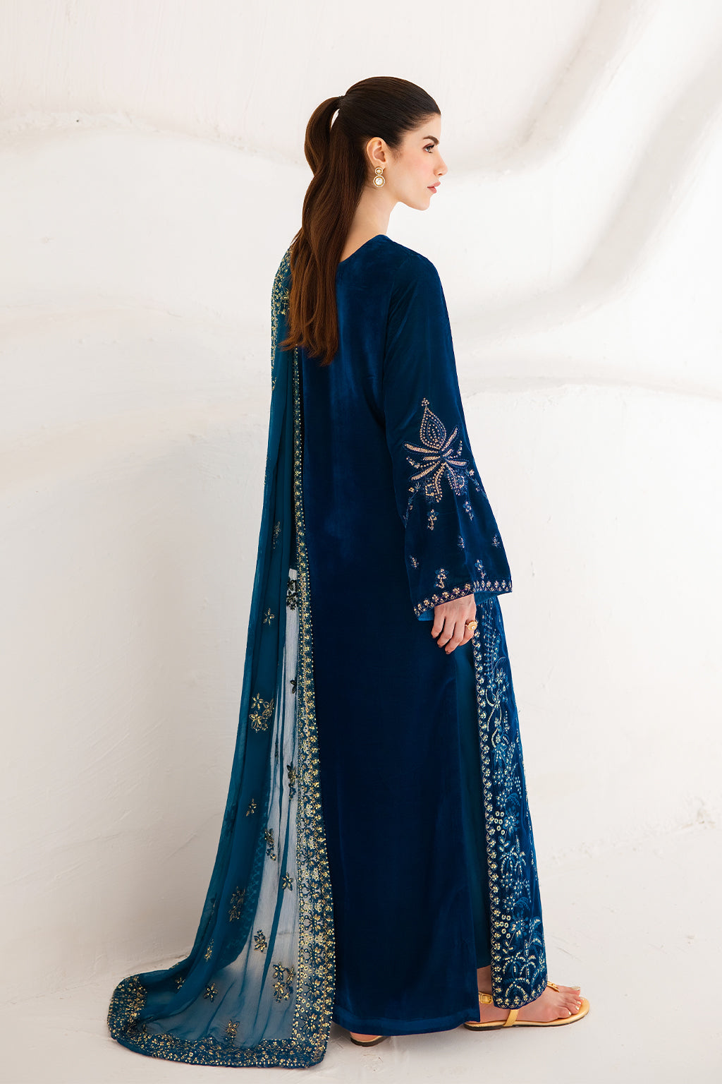Velvet Affair BY EMAAN ADEEL EVANTHE